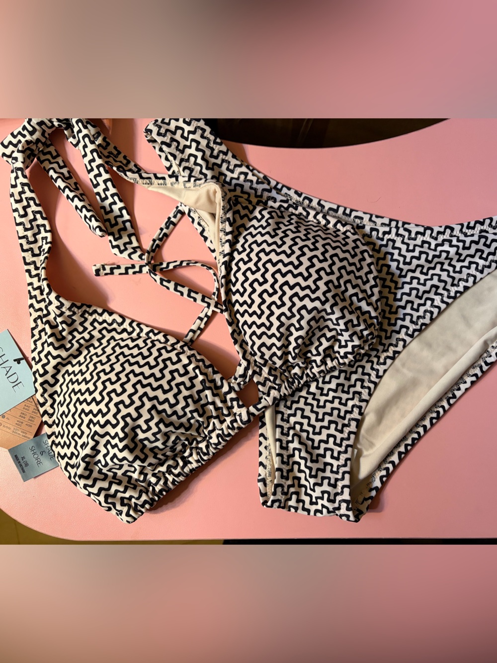 Black & White Zigzag Bikini Swimsuit